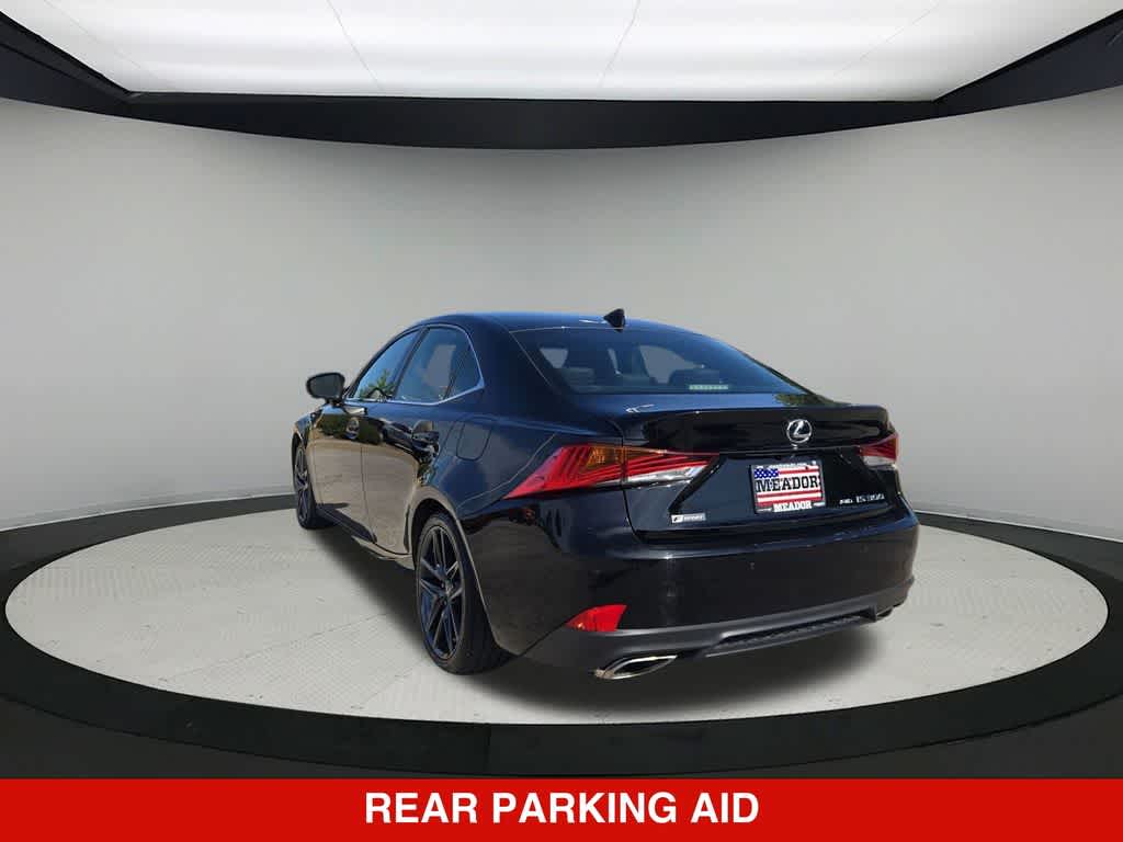 Thumbnail: 2019 Lexus IS - 4