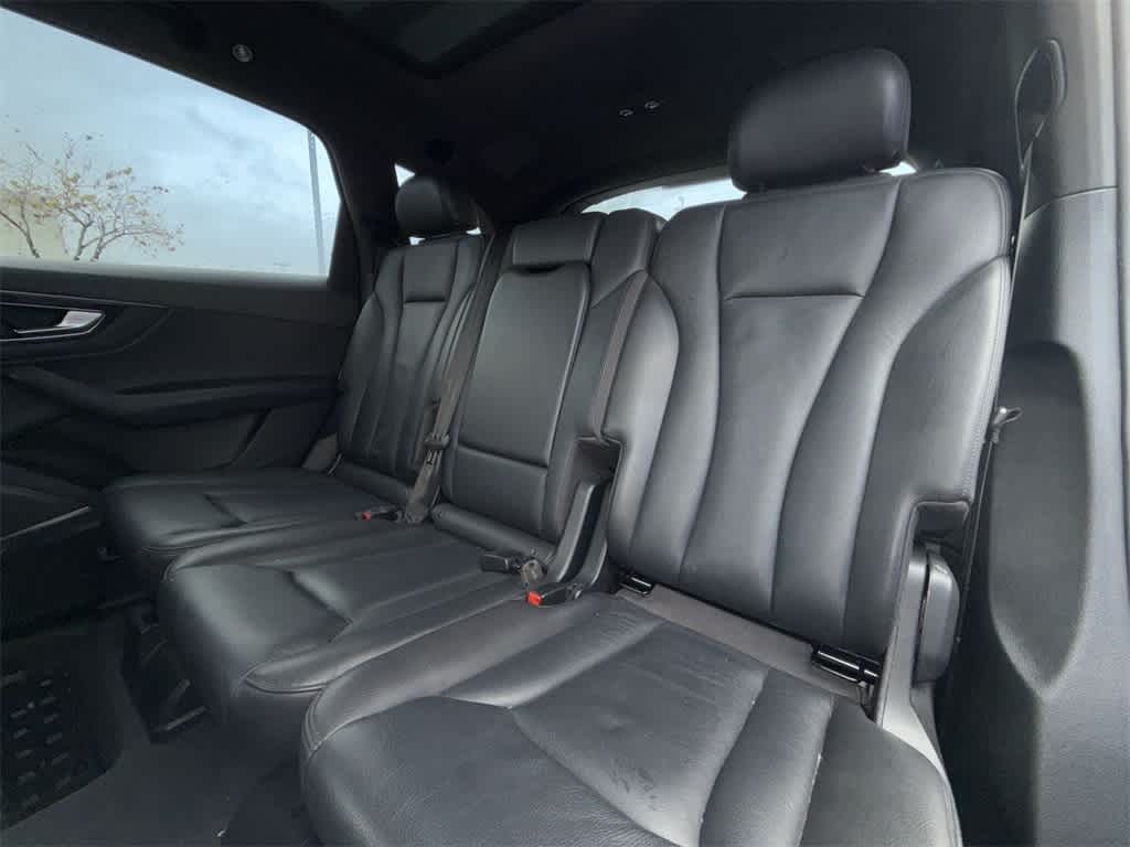 Thumbnail: 2018 Audi Q7 - 14