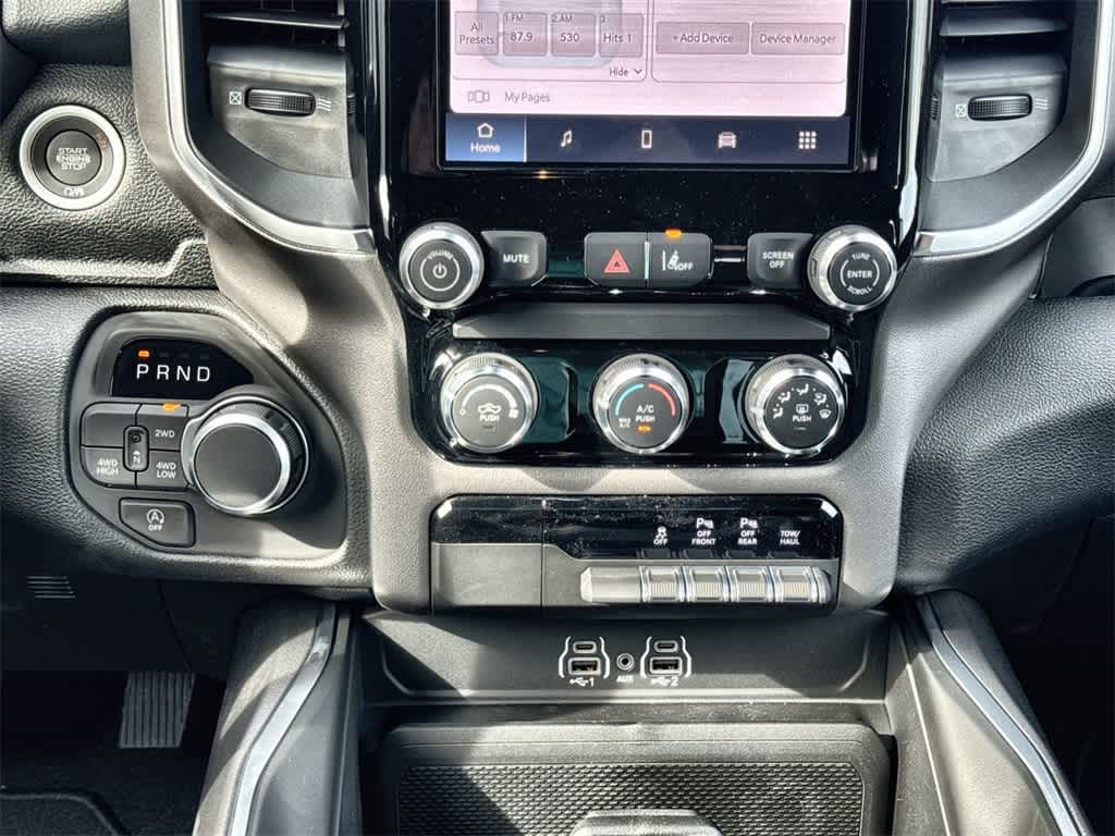 Thumbnail: 2026 RAM 1500 - 17