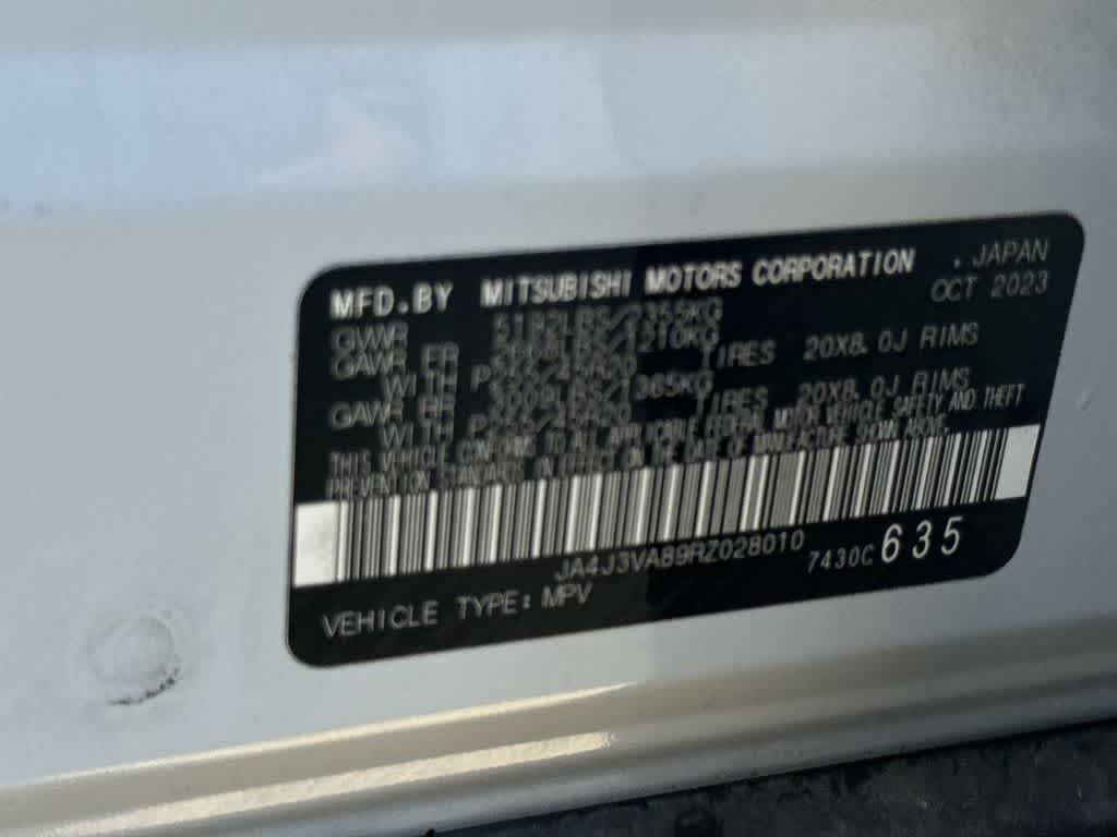 Thumbnail: 2024 Mitsubishi Outlander - 27