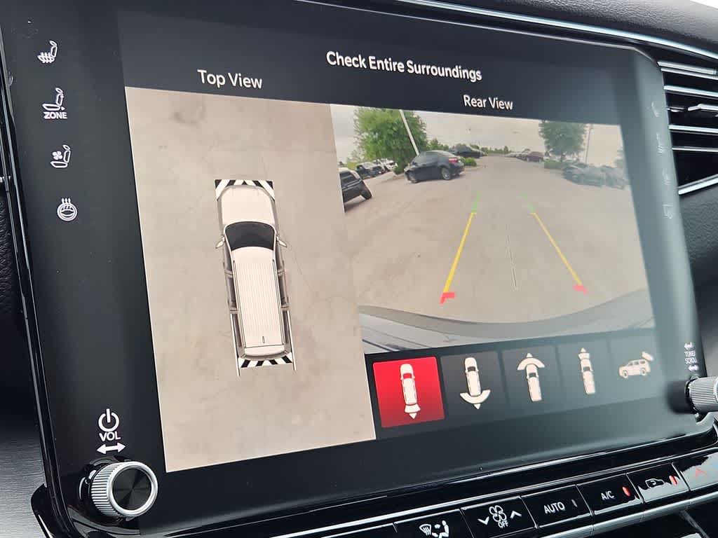 Thumbnail: 2026 Jeep Grand Wagoneer - 32