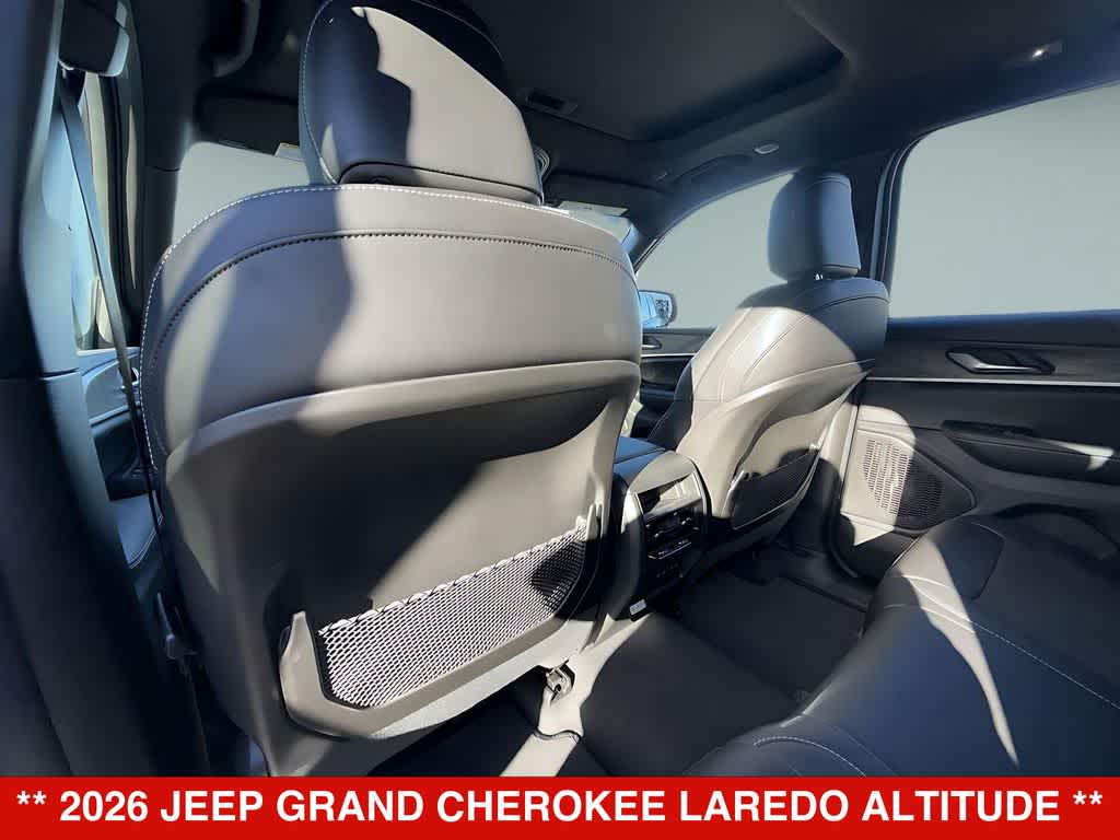 Thumbnail: 2026 Jeep Grand Cherokee - 12