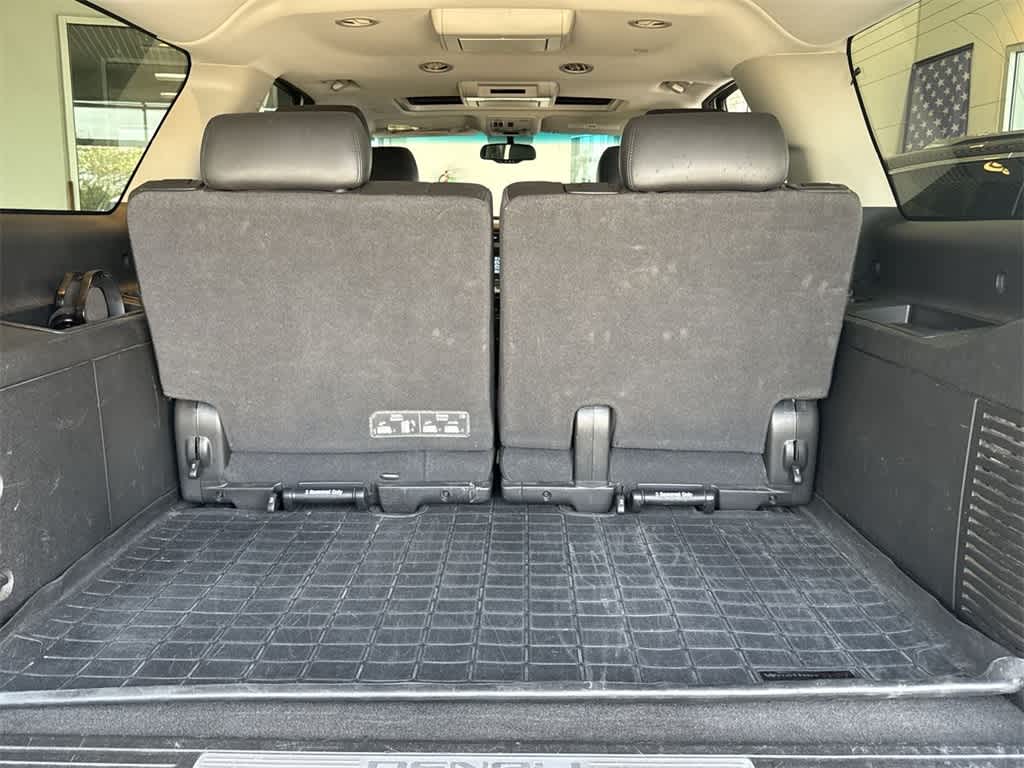 Thumbnail: 2013 GMC Yukon XL - 22
