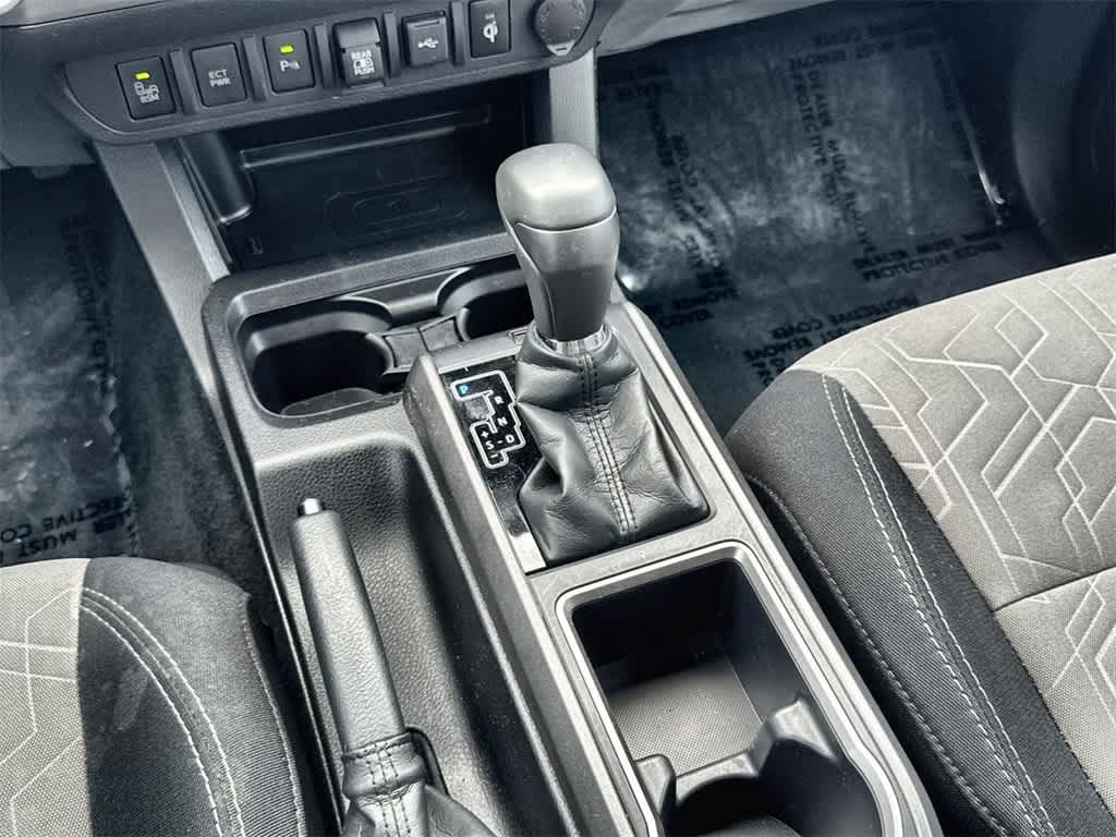 2022 Toyota Tacoma  15