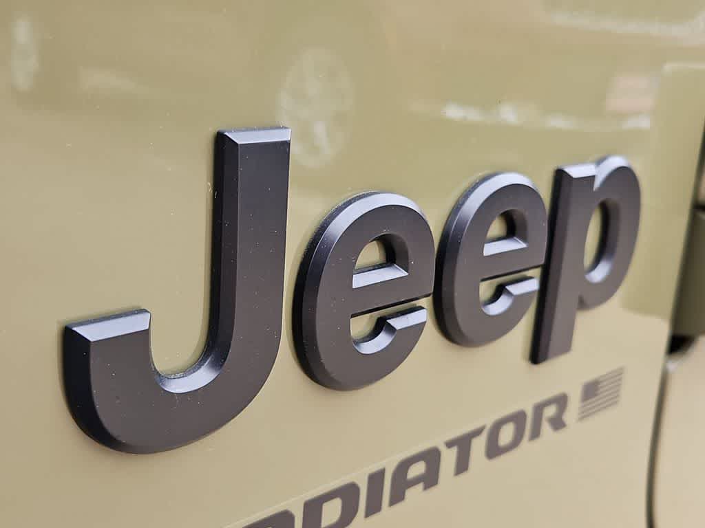 Thumbnail: 2026 Jeep Gladiator - 12