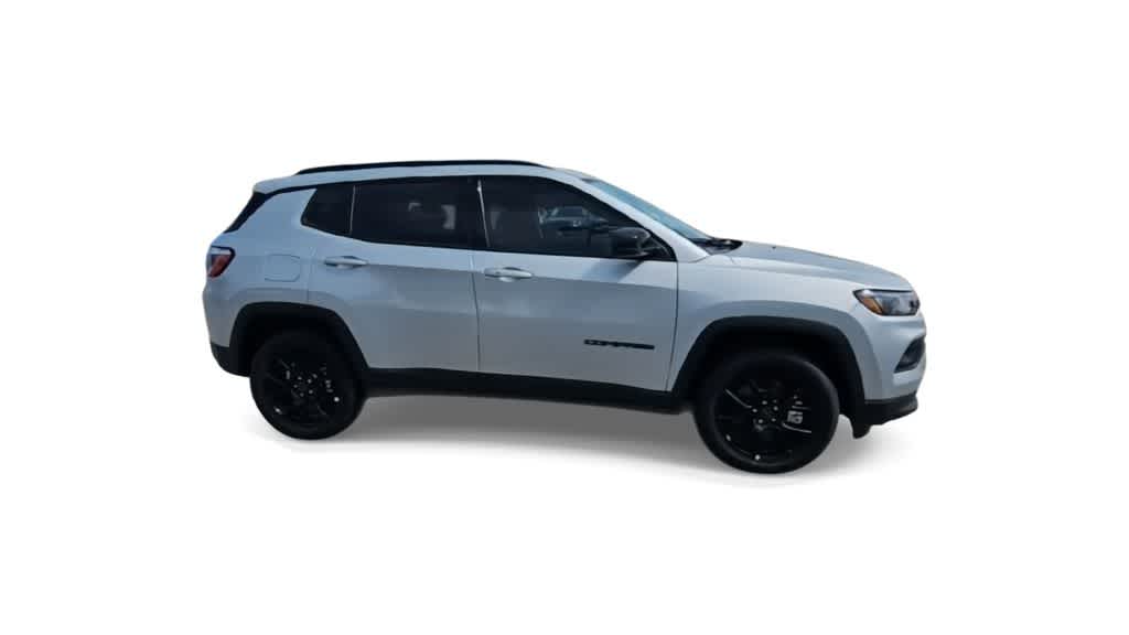 Thumbnail: 2026 Jeep Compass - 9