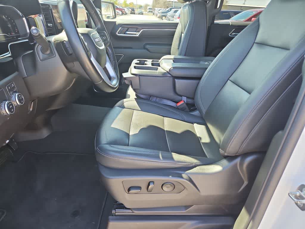 Thumbnail: 2024 GMC Sierra 1500 - 17