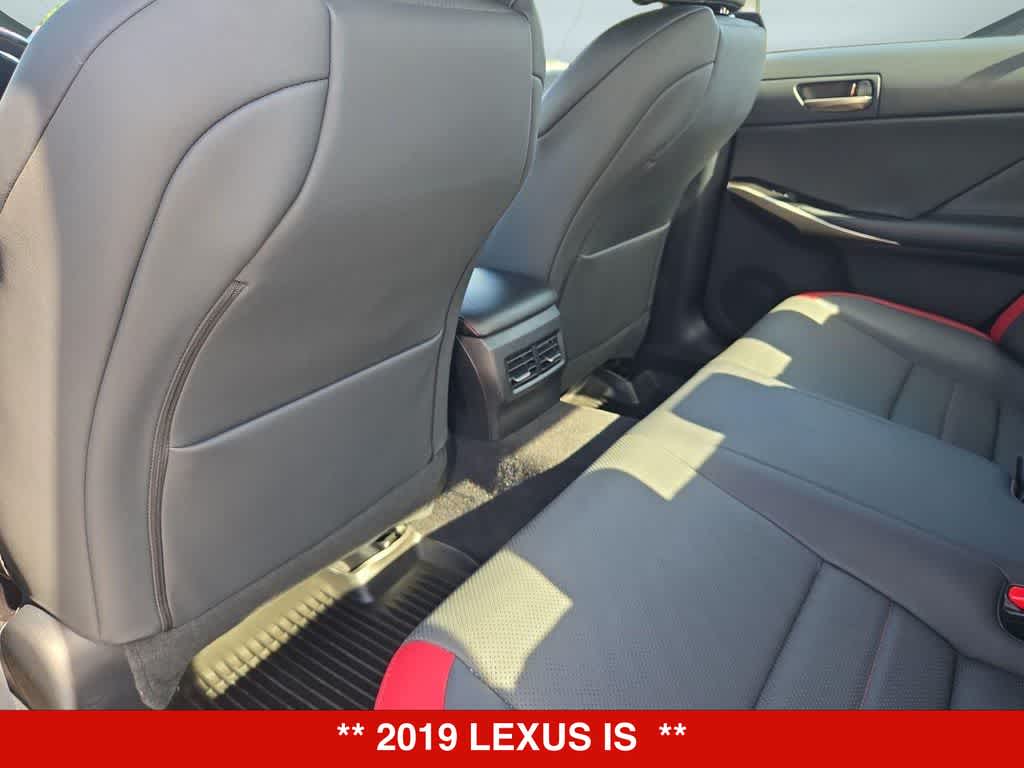 Thumbnail: 2019 Lexus IS - 17