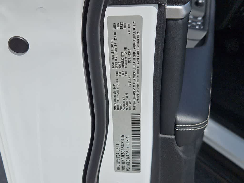 Thumbnail: 2023 Jeep Grand Cherokee - 36