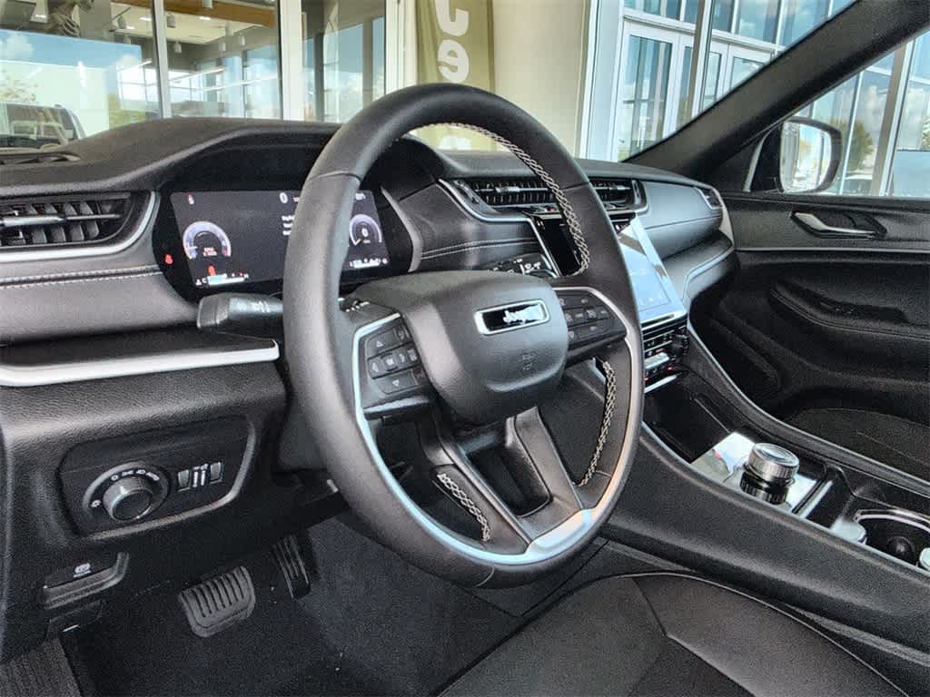 Thumbnail: 2025 Jeep Grand Cherokee - 2