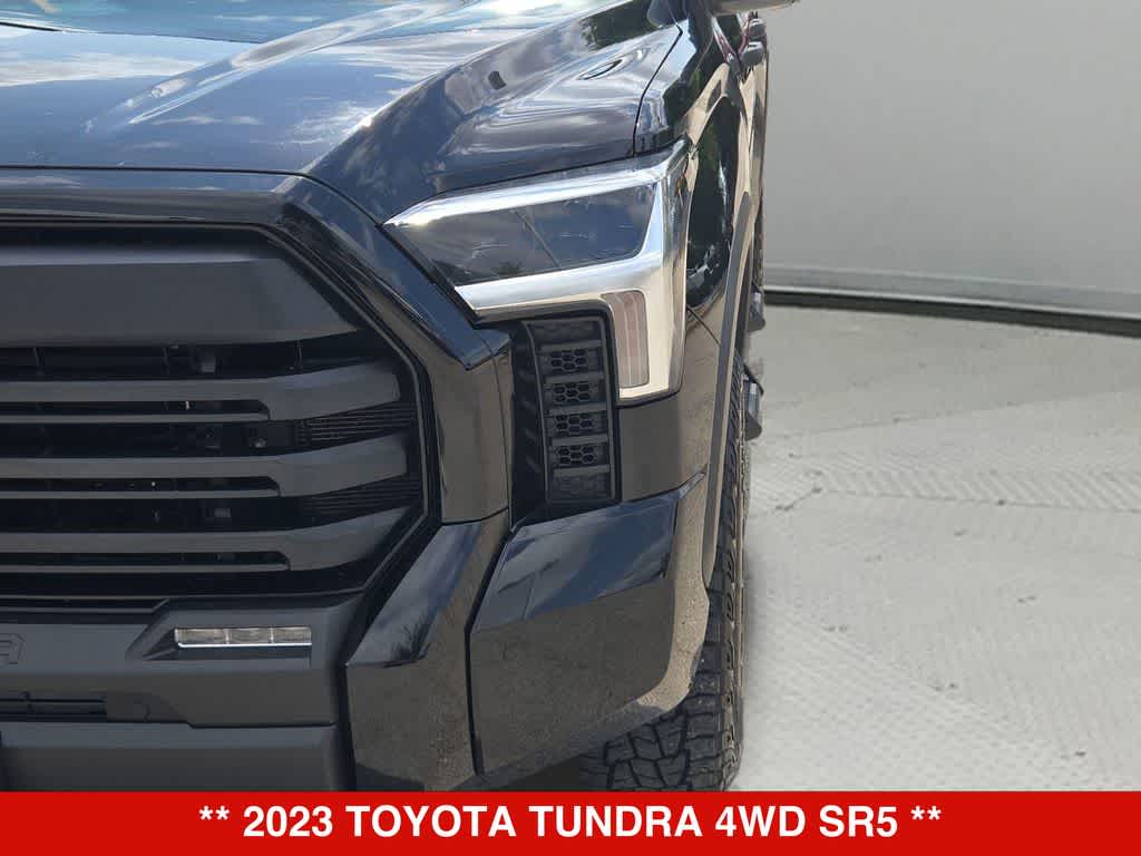 Thumbnail: 2023 Toyota Tundra - 10