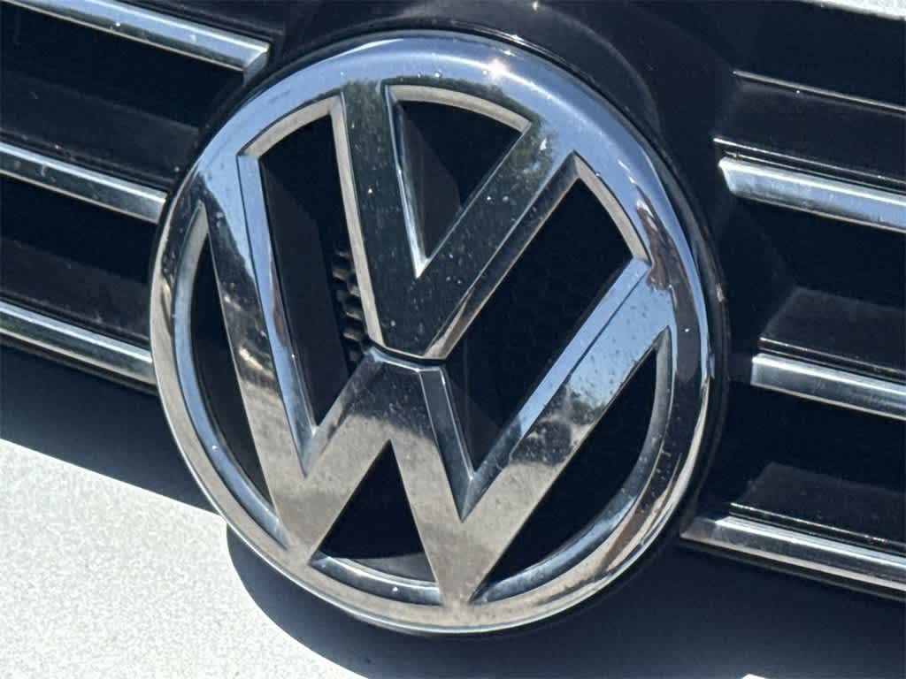 Thumbnail: 2012 Volkswagen Eos - 7