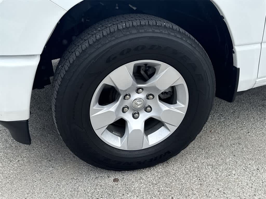 Thumbnail: 2024 RAM 1500 - 9