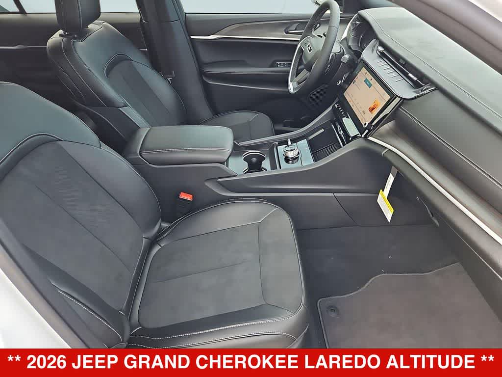 Thumbnail: 2026 Jeep Grand Cherokee - 24