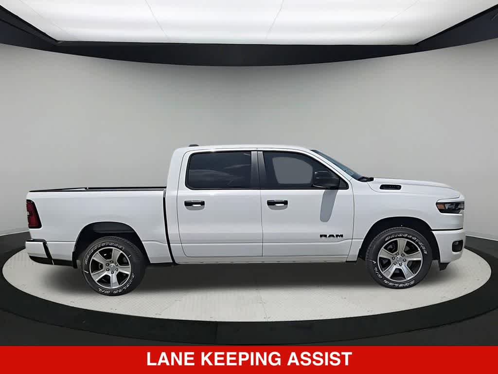 Thumbnail: 2026 RAM 1500 - 9