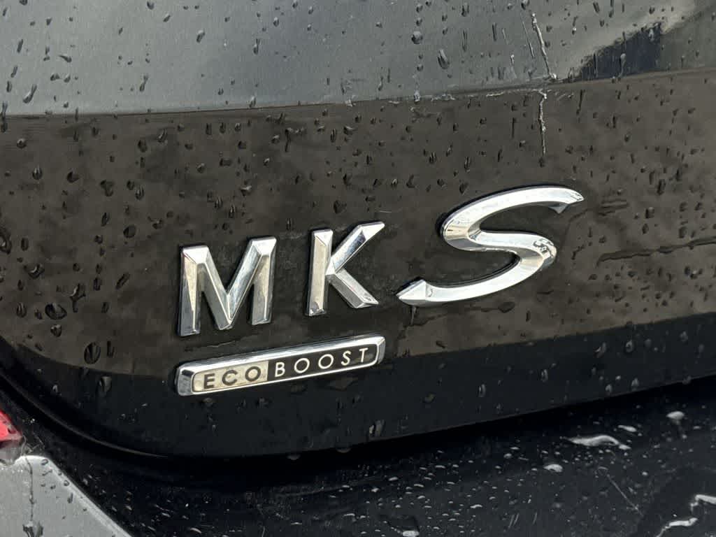 Thumbnail: 2015 Lincoln MKS - 8