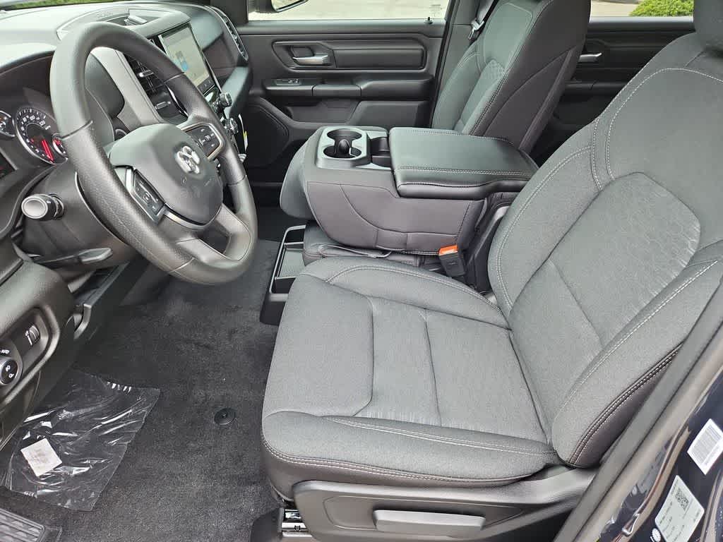 Thumbnail: 2026 RAM 1500 - 17