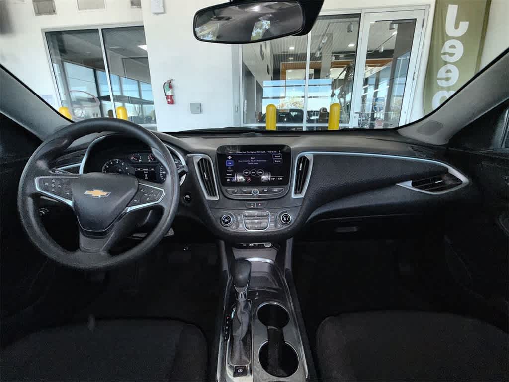 Thumbnail: 2023 Chevrolet Malibu - 15