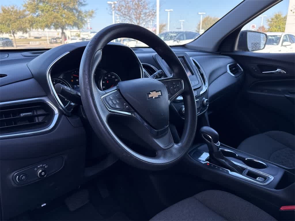 Thumbnail: 2023 Chevrolet Equinox - 3