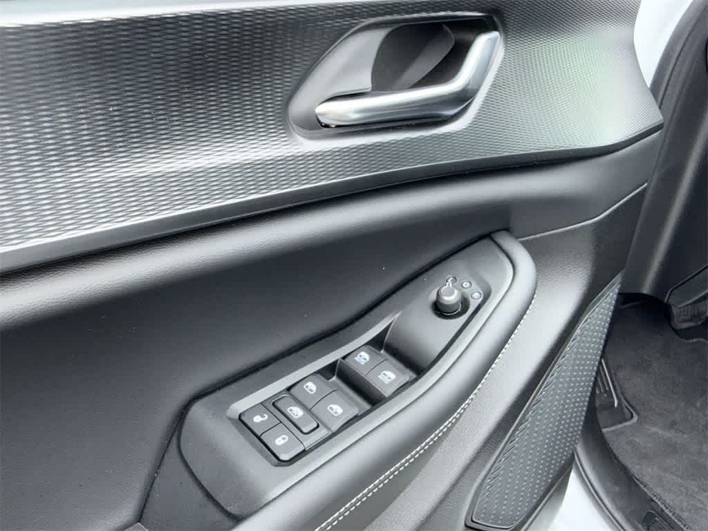 Thumbnail: 2025 Jeep Grand Cherokee - 24