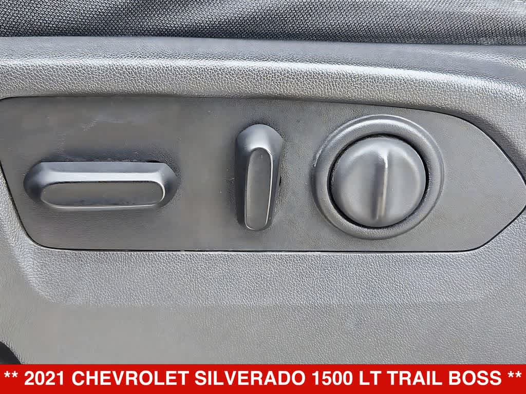Thumbnail: 2021 Chevrolet Silverado 1500 - 18