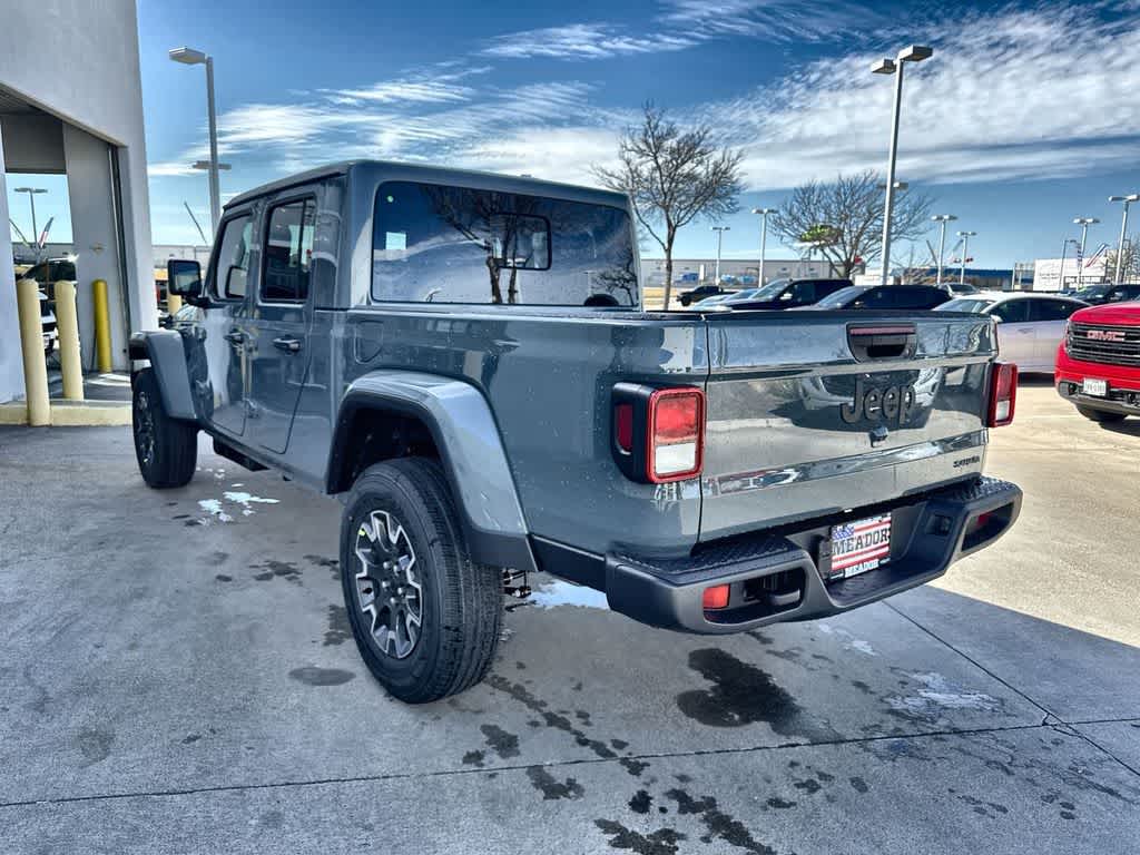 Thumbnail: 2026 Jeep Gladiator - 4