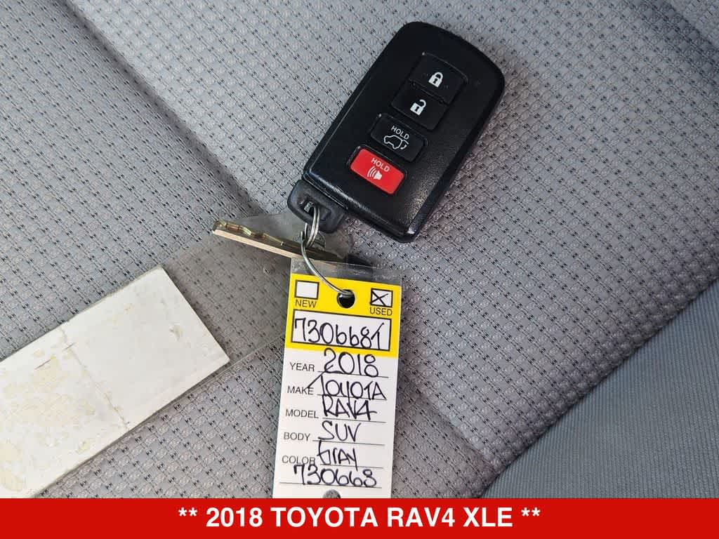 Thumbnail: 2018 Toyota RAV4 - 34