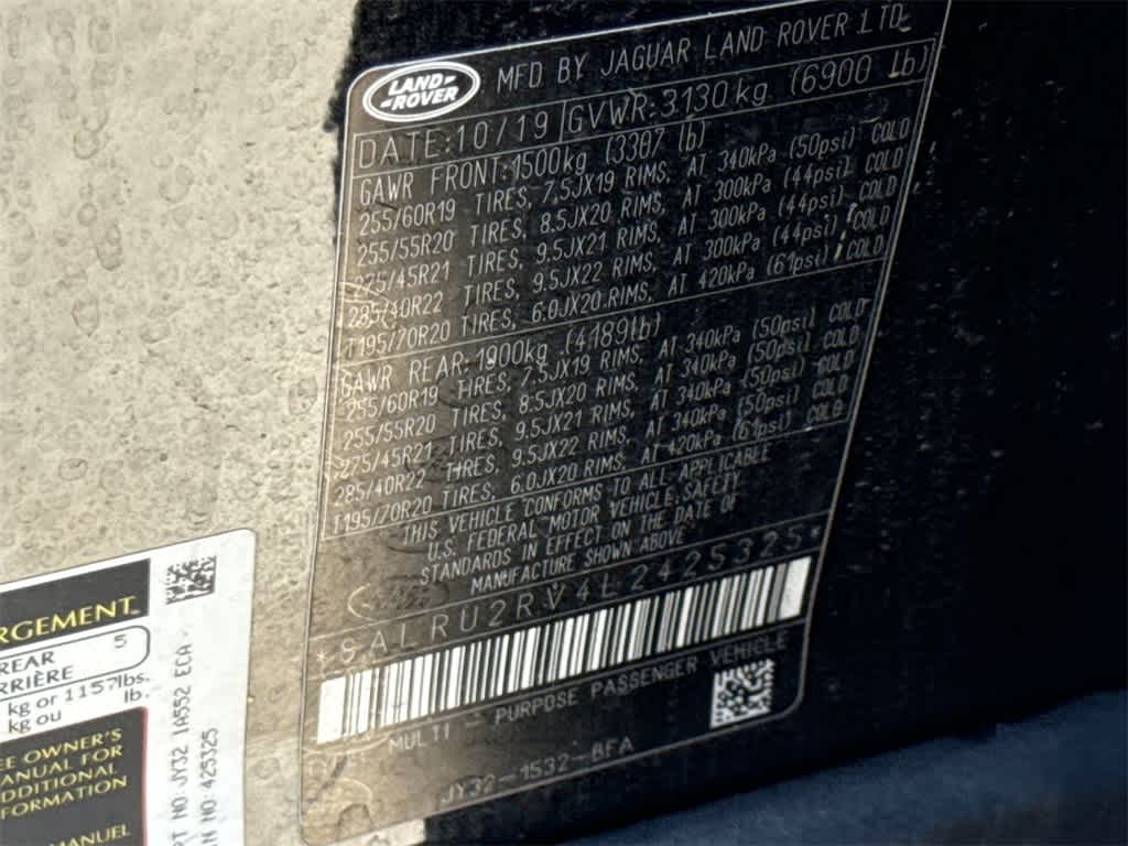 Thumbnail: 2020 Land Rover Discovery - 26