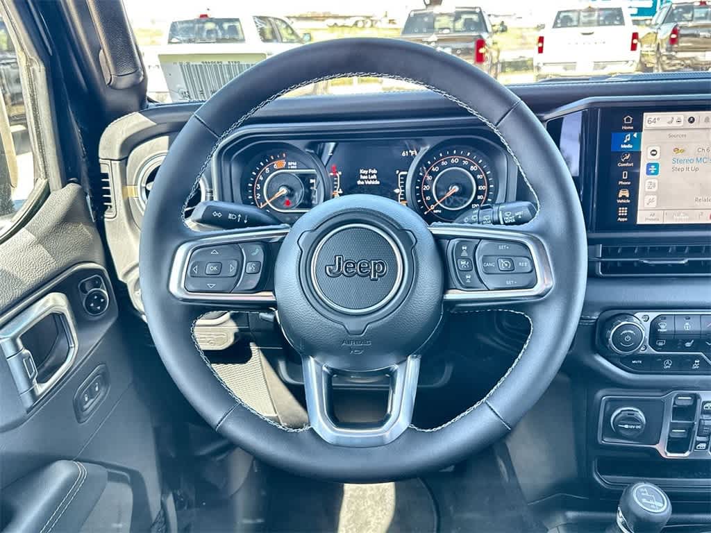 Thumbnail: 2025 Jeep Wrangler - 18