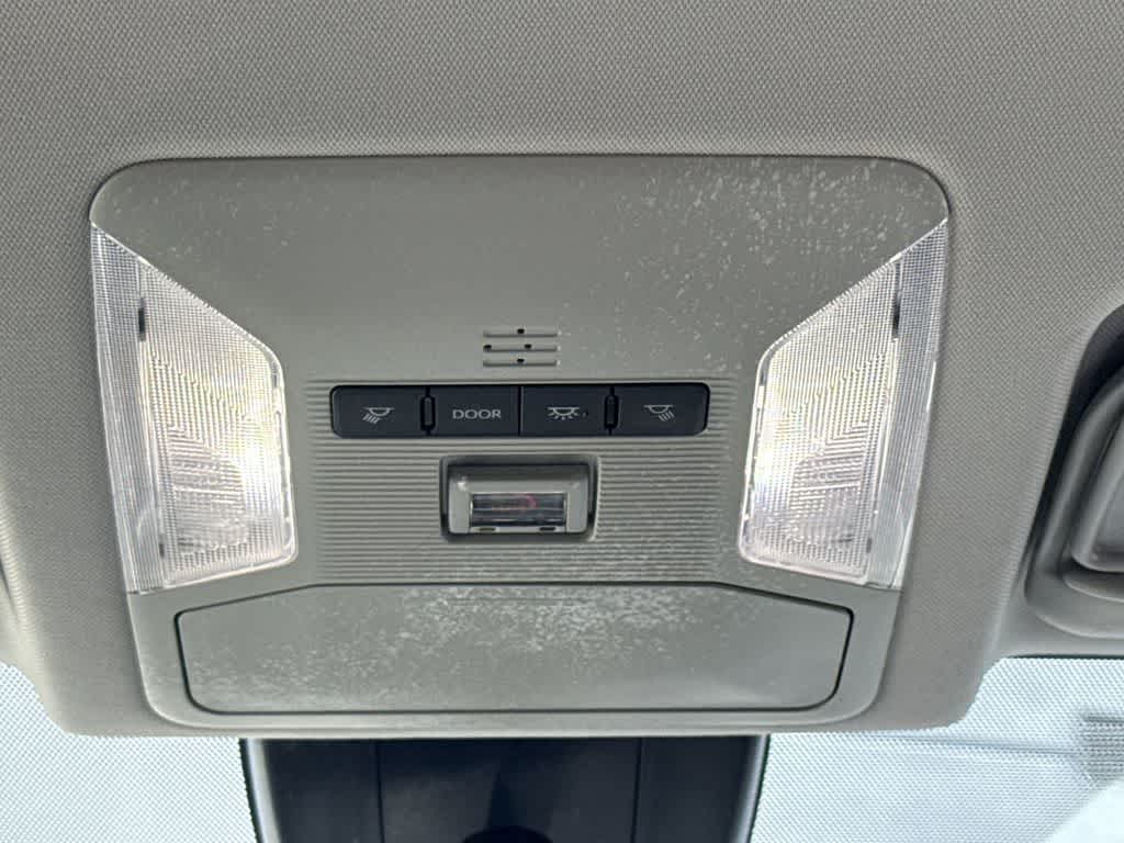 Thumbnail: 2024 Toyota RAV4 - 20