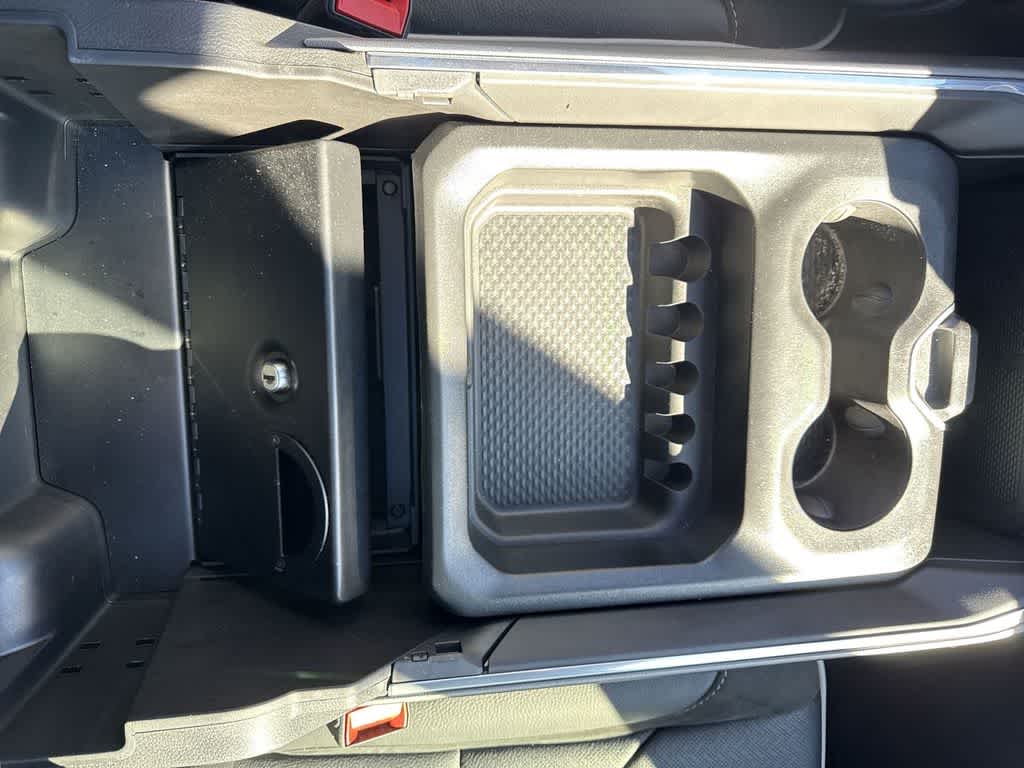 Thumbnail: 2025 RAM 1500 - 27