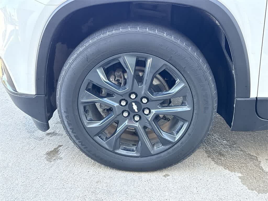 Thumbnail: 2021 Chevrolet Traverse - 8
