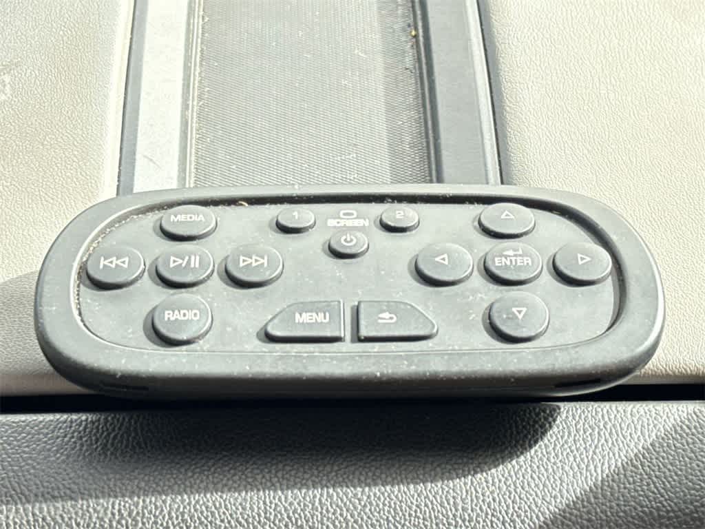 Thumbnail: 2018 Chevrolet Suburban - 21