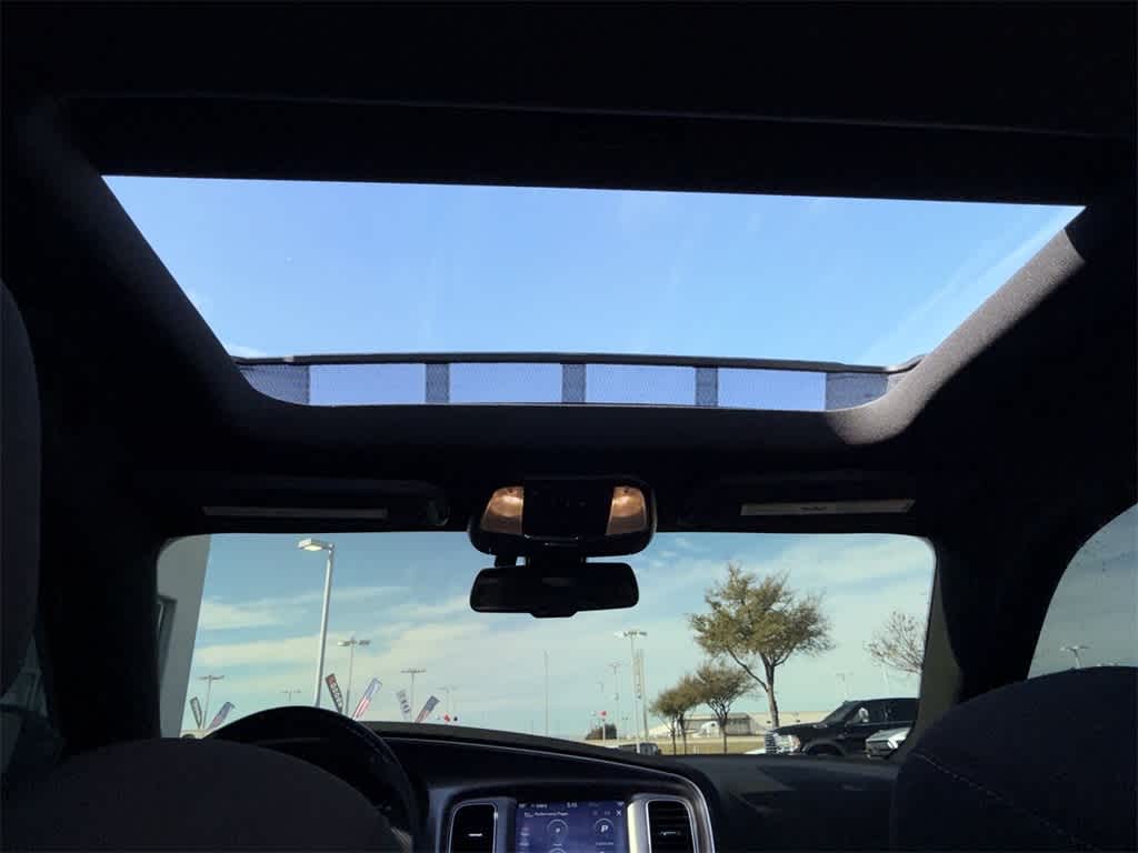 Thumbnail: 2020 Dodge Charger - 18