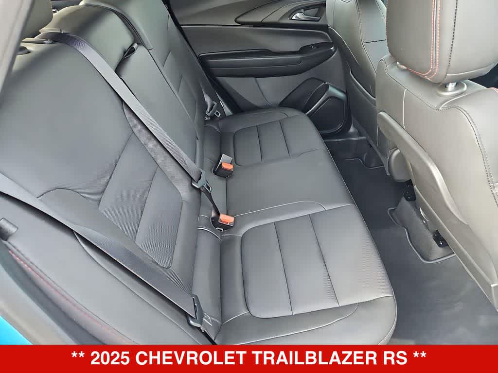 Thumbnail: 2025 Chevrolet TrailBlazer - 21