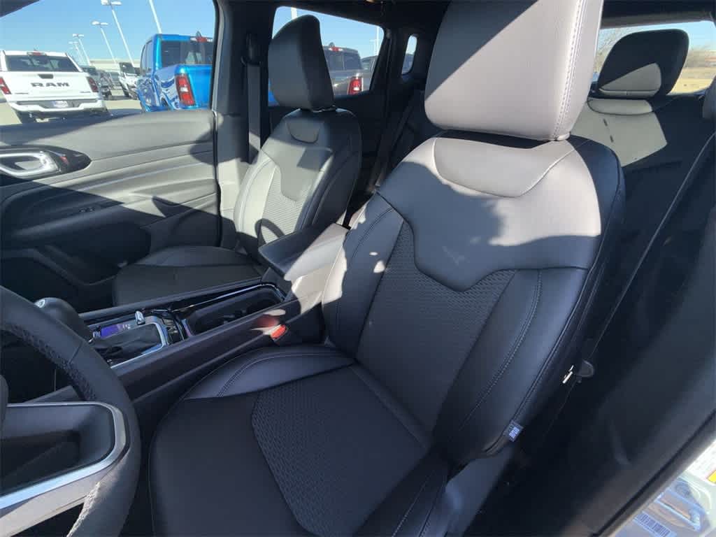 Thumbnail: 2026 Jeep Compass - 12