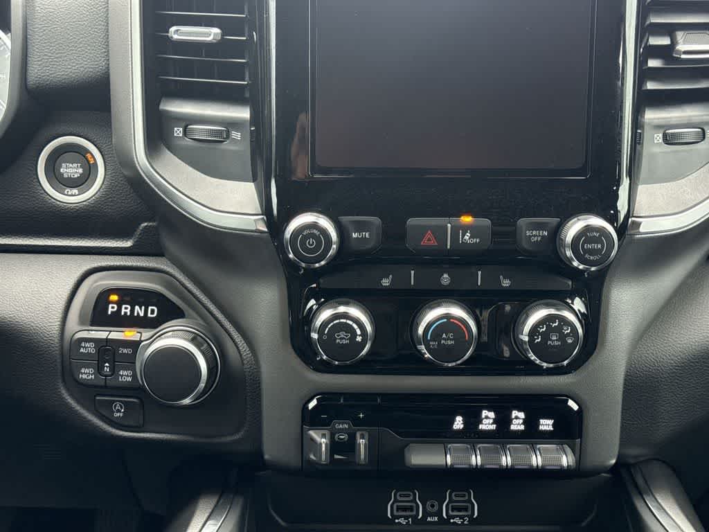 Thumbnail: 2026 RAM 1500 - 17