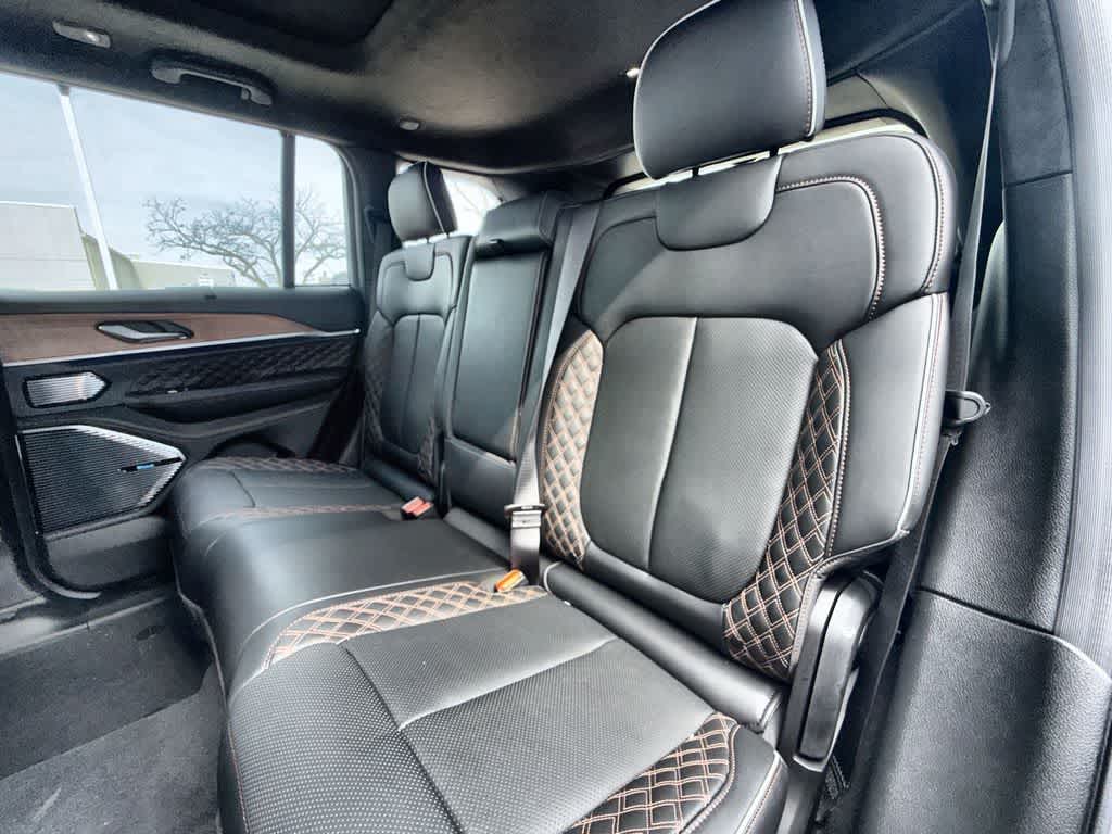 Thumbnail: 2026 Jeep Grand Cherokee - 12