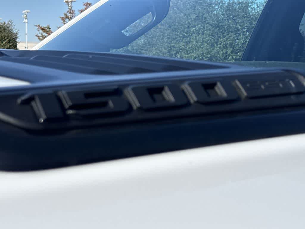 Thumbnail: 2025 RAM 1500 - 9