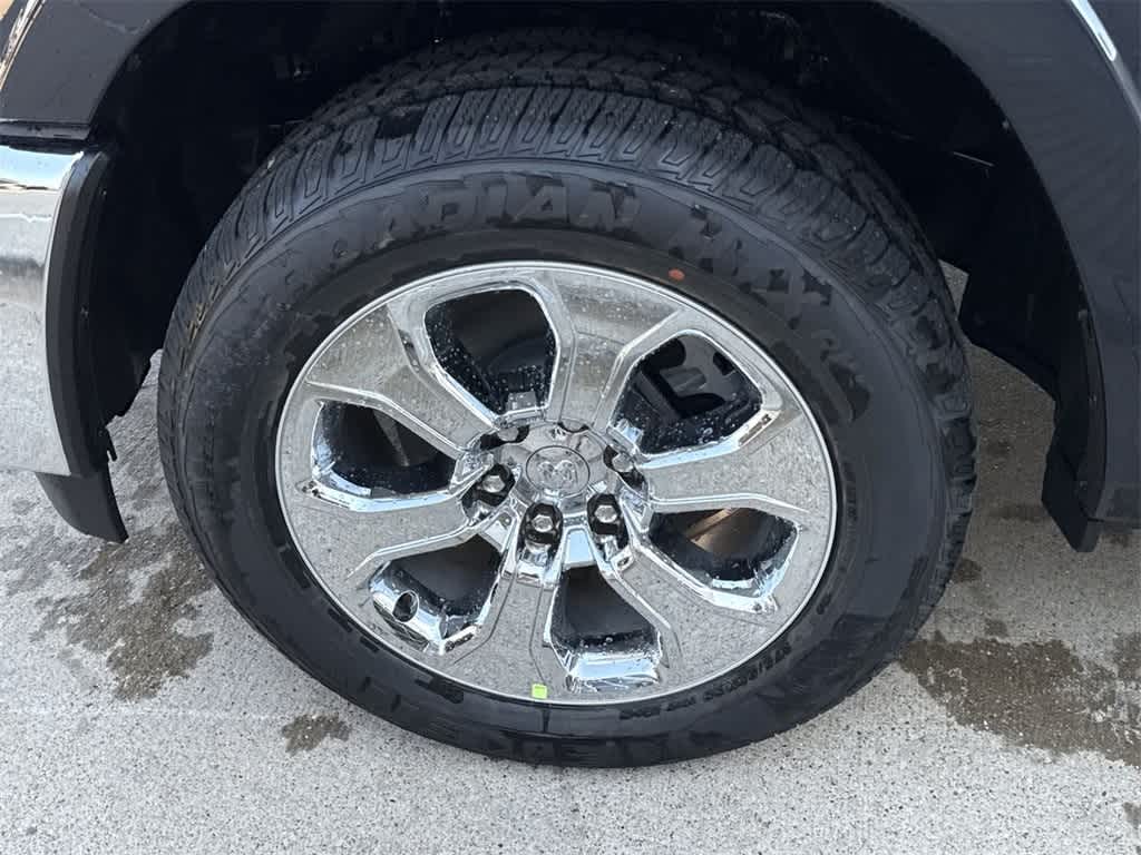 Thumbnail: 2026 RAM 1500 - 8