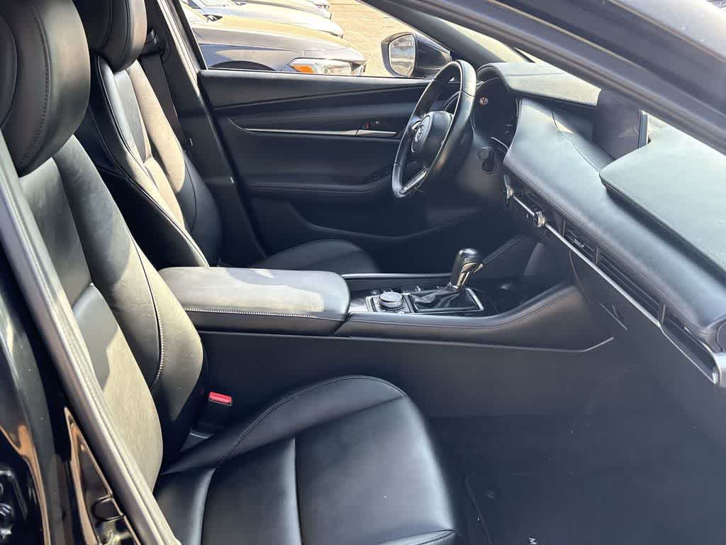 Thumbnail: 2025 Mazda Mazda3 - 17