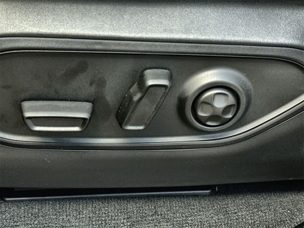 Thumbnail: 2025 Jeep Grand Cherokee L - 26