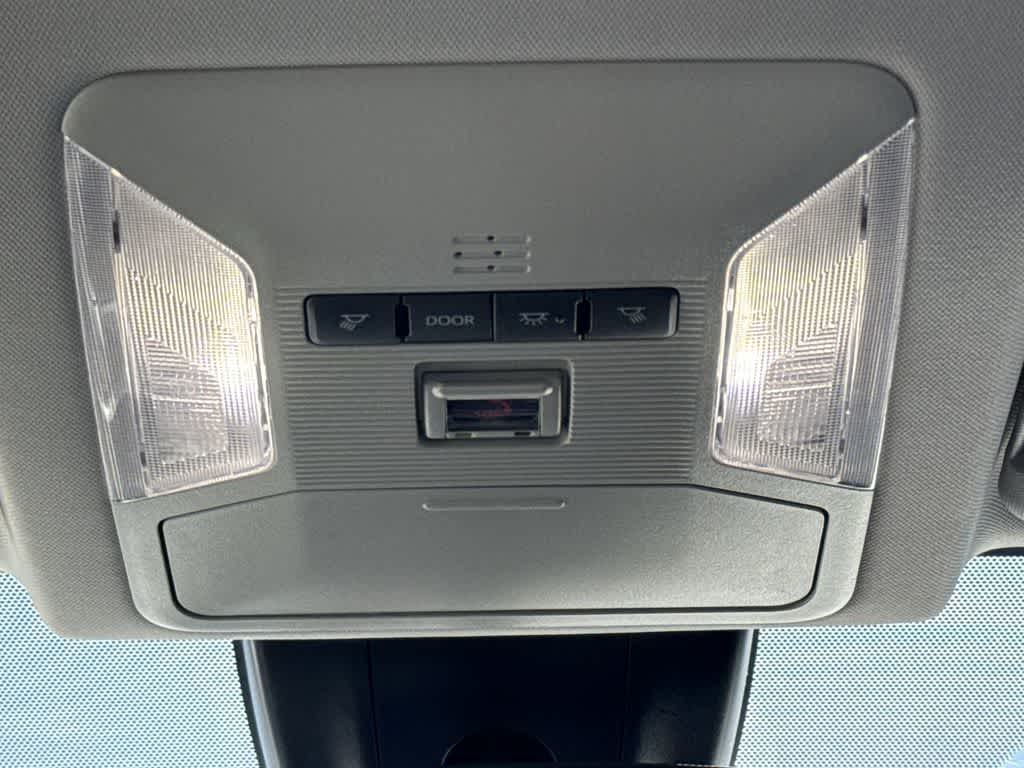 Thumbnail: 2024 Toyota RAV4 - 20