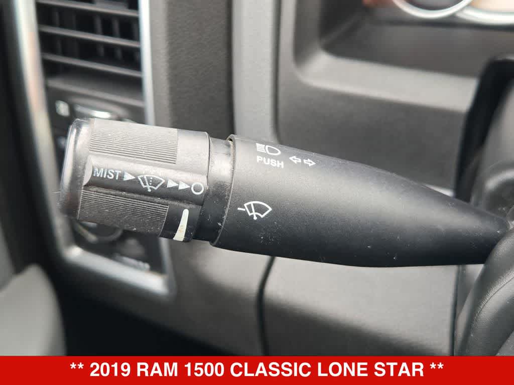 Thumbnail: 2019 RAM 1500 Classic - 25