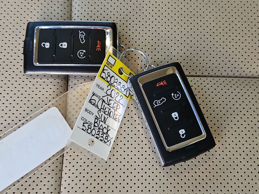 Thumbnail: 2022 Jeep Grand Cherokee - 36