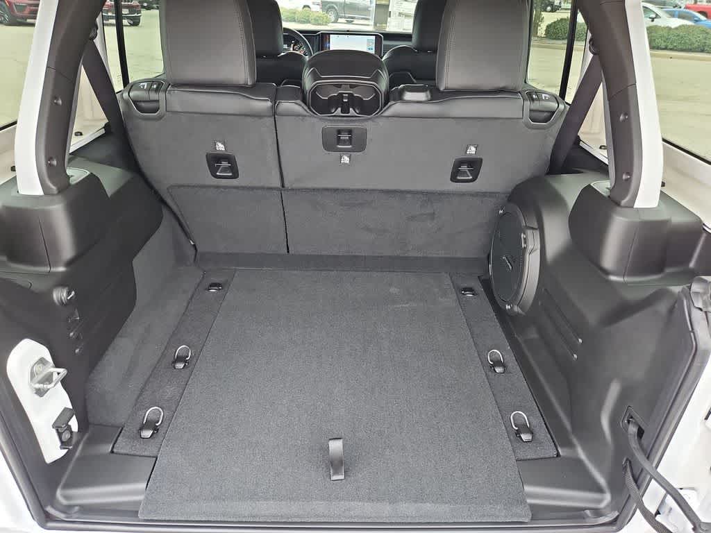 Thumbnail: 2026 Jeep Wrangler - 34