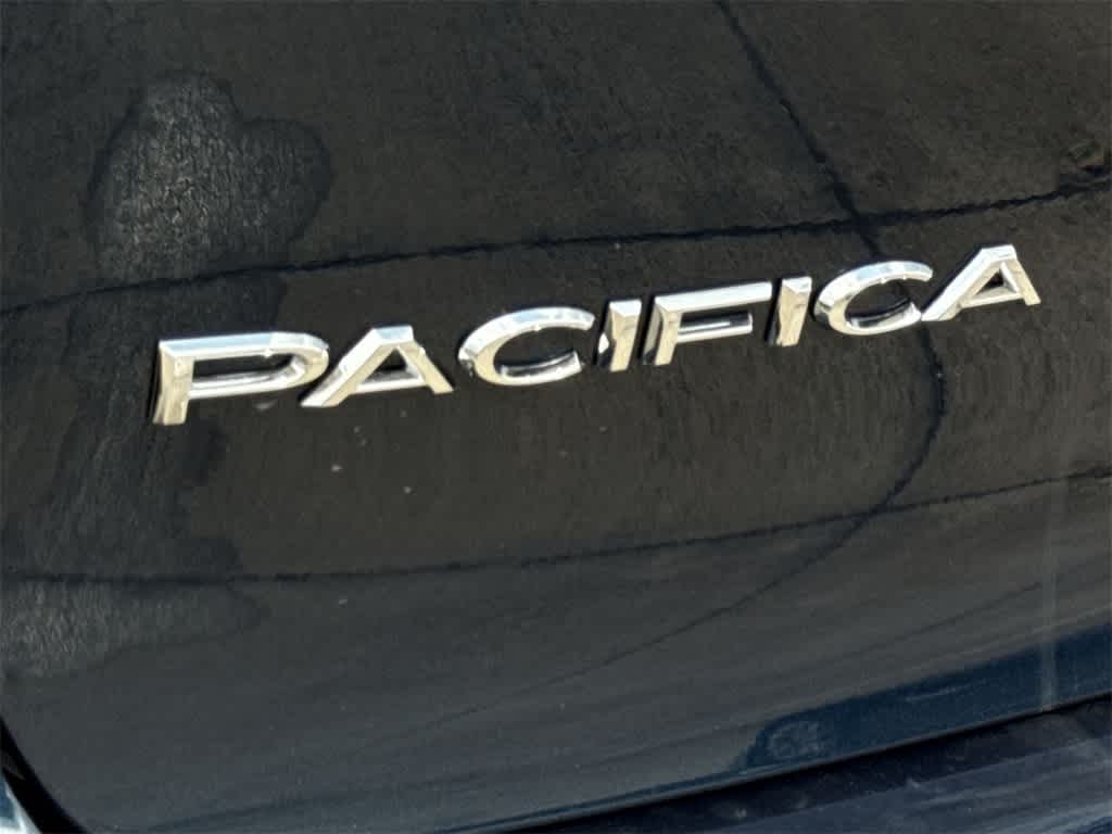 Thumbnail: 2025 Chrysler Pacifica - 7