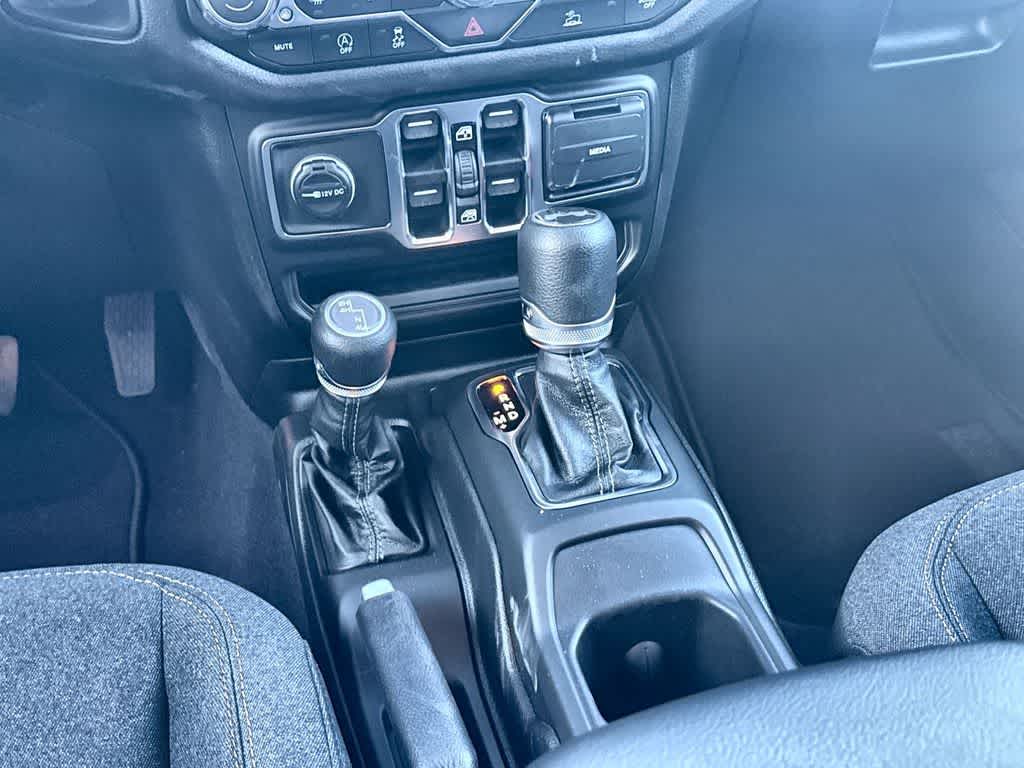 Thumbnail: 2026 Jeep Wrangler - 17