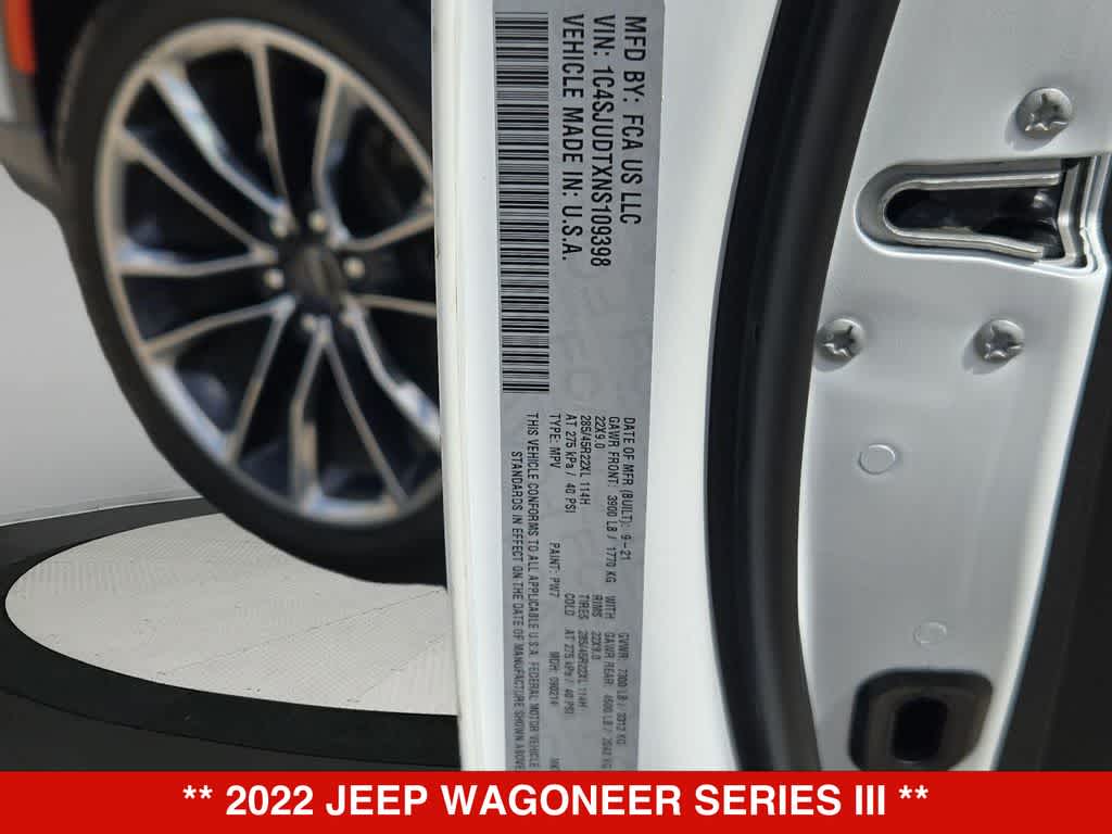 Thumbnail: 2022 Jeep Wagoneer - 35