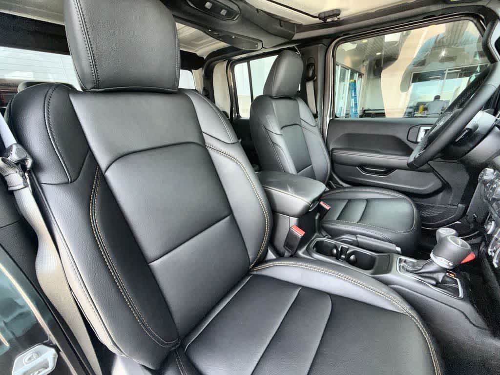 Thumbnail: 2026 Jeep Gladiator - 14